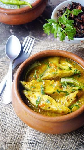 Easy Fish Curry Recipe, Seafood Platters, Goan Cuisine, Fish Masala, Goan Food, Curry Spice, Pakistani Dishes, Sea Quotes, Fish Curry Recipe