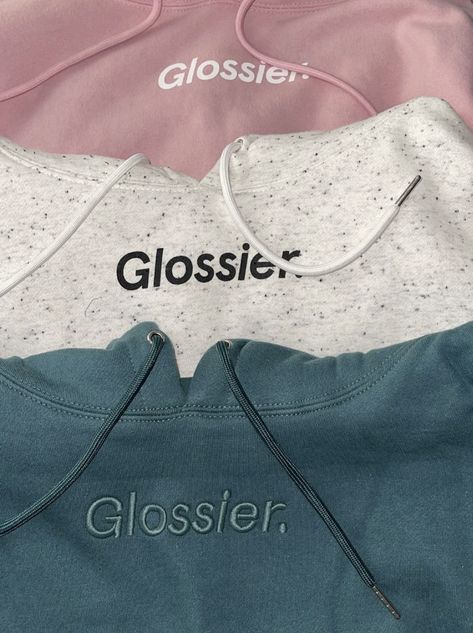 Glossier Hoodie Outfit, Obx Shifting, Glossier Hoodie, Glossier Sweatshirt, Hd Aesthetic, Maladaptive Daydreaming, Trendy Hoodies, 16th Birthday Gifts, Cute Outfits For School