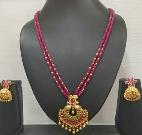 Navratna Necklace, Ruby Necklace Designs, Gold Jewelry Outfits, Beaded Necklace Designs, Wedding Jewellery Collection, Bridal Gold Jewellery Designs, Choker Set, Ruby Necklace, Beads Jewellery