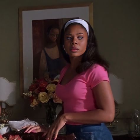 Regina Hall "Love & Baksetball" (2000). Regina Hall, Love Basketball, 90s Inspired Outfits, Vintage Black Glamour, Black Hollywood, Black Femininity, 1990s Fashion, Black Beauty, Vintage Beauty