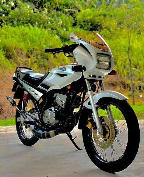 Rxz Yamaha Modified, Rxz 135 Yamaha Wallpaper, Yamaha Rxz 135 Modified, Rxz 135 Yamaha, Bikes Photos, Yamaha Rx 135, Yamaha Rx100, Justice League Comics, Romantic Tattoo