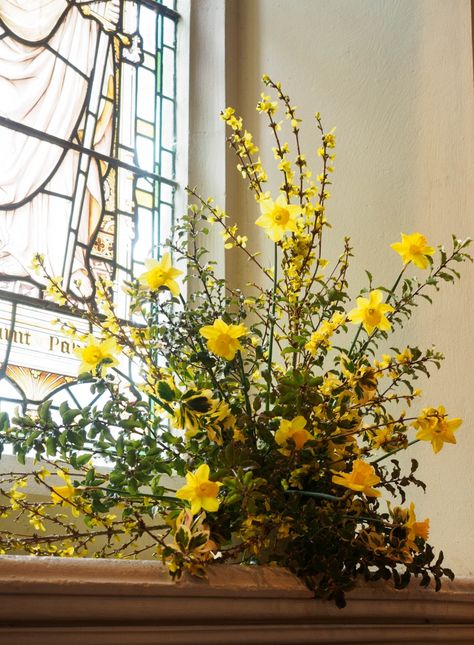 Easter Church Flowers, Easter Floral Arrangement, Church Wedding Flowers, Easter Flower Arrangements, Easter Arrangement, Easter Flower, Church Flower Arrangements, Church Flowers, Easter Floral