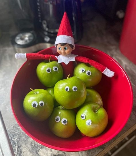 65 Funny Elf on the Shelf Ideas for Cheeky Elves Eots Ideas, Elf Eyes, Elf 2023, Elf Is Back Ideas, Spongebob House, Elf Writing, Wet Bandits, Christmas Gift Exchange Games, Funny Elf On The Shelf