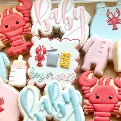 Lauren Trotter French on Instagram: "What better way to have a gender reveal than with a crawfish boil!! #crawfishbabyshowercookies #crawfishcookies #crawfishboil #customcookies #cookiesofinstagram #decoratedcookies #madewithlove #handmade" Themed Gender Reveal, Crawfish Boil, Gender Reveal Party Decorations, Seafood Boil, Baby Shower Cookies, Reveal Party, Icing Cookies, Trotter, Royal Icing Cookies