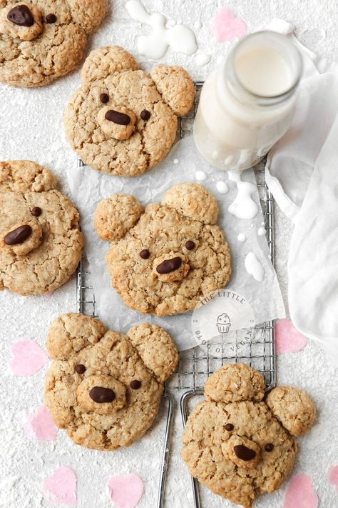 Vegan Oatmeal Cookies, Teddy Bear Cookies, Iced Oatmeal Cookies, Oatmeal Breakfast Cookies, Vegan Oatmeal, Sugar Pie, Oatmeal Cookies Chewy, Bear Cookies, Oat Cookies