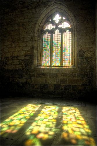 Stained Glass Lighting, Stained Glass Windows Church, Church Aesthetic, Church Window, Stained Glass Church, Stained Glass Light, Church Windows, زجاج ملون, Wow Art