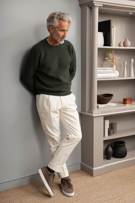 Dad Outfits, Men Knitwear, Mens Business Casual, Look Winter, Older Mens Fashion, Mens Business Casual Outfits, Vetements Clothing, Older Man, Dad Fashion