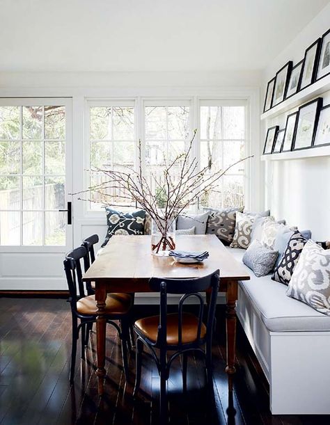 52 Incredibly fabulous breakfast nook design ideas Banquette Ideas, Kitchen Dining Room Combo, Banquette Dining, Banquet Seating, Kitchen Banquette, Kitchen Seating, Dining Room Combo, Banquette Seating, Kitchen Benches