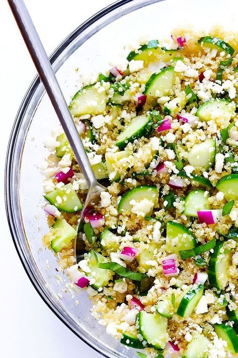 This Cucumber Quinoa Salad is made with lots of fresh basil and feta, tossed with a simple lemony vinaigrette, and it's SO fresh and delicious! Lemony Vinaigrette, Cucumber Quinoa Salad, Feta Cucumber, Healthy Summer Dinner Recipes, Quinoa Salad Recipe, Healthy Summer Dinners, Quinoa Salad Recipes, Summer Recipes Dinner, Vegetarian Meals