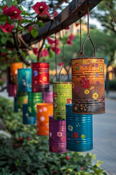 33 Creative DIY Yard Art Ideas You’ll Love To Craft 29 Upcycled Windchimes Diy, Painted Tin Cans Diy, Recycled Tin Can Crafts, Recycle Decoration Ideas, Fall Yard Decorating Ideas, Tin Can Wind Chimes Diy, Recycle Art Projects, Diy Recycle Ideas, Upcycling Cans