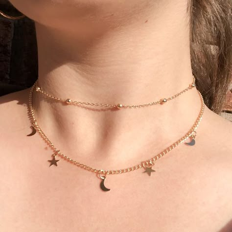 Simplistic Jewelry, Moon Choker Necklace, قلادات متدلية, Moon Choker, Neck Pieces Jewelry, Pretty Jewelry Necklaces, Jewelry Accessories Ideas, Jewelry Fashion Trends, Classy Jewelry