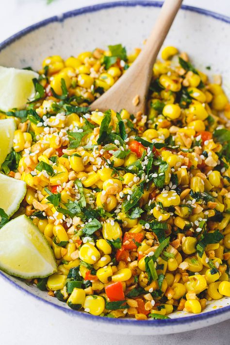 Spicy Corn Salad - Easy and delicious, this corn salad is a great light lunch or side for bbq and grilling. Spicy Corn Salad Recipe, Spicy Salad Recipes, Spicy Corn Salad, Salad Dinners, Christmas Bbq, Bbq Side Dish Recipes, Renal Recipes, Picnic Side Dishes, Roasted Potato Salads