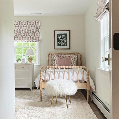 Jenny Lind Bed Girl Room, Jenny Lind Twin Bed, Jenny Lind Bed, Girls Twin Bed, Wood Twin Bed, Bed Options, Kids Bed Frames, Jenny Lind, Spindle Bed