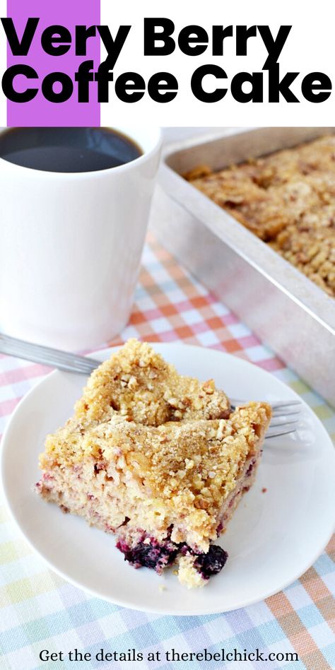 Berry Coffee Cake, Crumb Cake Recipe, Coffee Cake Recipe, Cookies Bars, Strawberries Blueberries, Berry Cake, Easy Pie, Very Berry, Coffee Cake Recipes