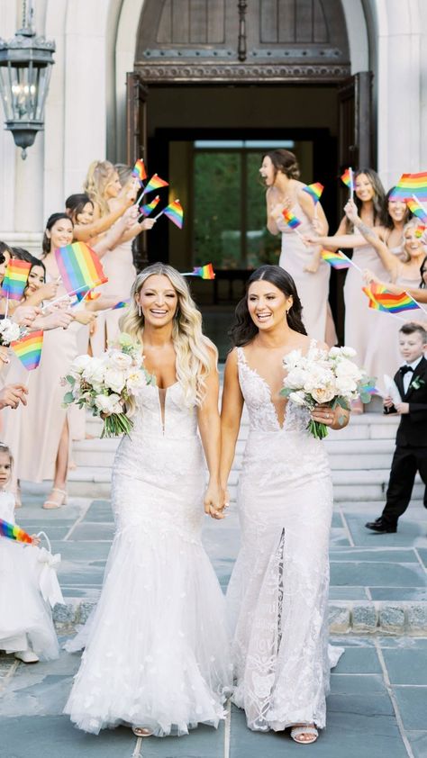 Kate Austin And Sarah, Lgbtq Wedding Two Brides, Kate Austin, Wlw Wedding, Park Chateau, Ellen Show, The Ellen Show, Romantic Garden Wedding, Dresses Satin