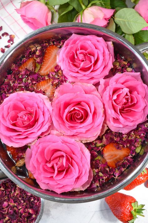 A fragrant stovetop potpourri made with dried rose petals, strawberries, cardamom pods, and fresh pink roses. This rose simmer pot provides a natural alternative to air fresheners, candles, and artificial sprays. Pot Potpourri, Simmer Pot Recipes, Cardamom Pods, Potpourri Recipes, Simmer Pot, Strawberry Wine, Strawberry Filling, Dried Rose Petals, Stovetop Potpourri