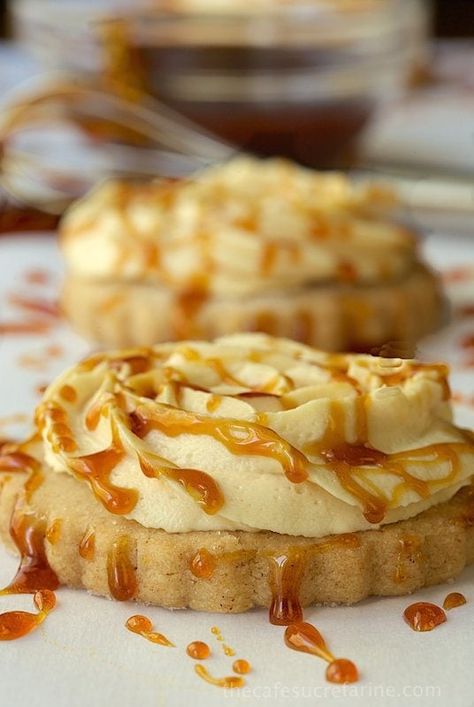 Apple Cider Buttercream, Caramel Drizzle, Buttery Shortbread Cookies, Delicious Cookie Recipes, Pumpkin Cookies, Shortbread Cookies, Yummy Cookies, Pumpkin Recipes, Apple Cider