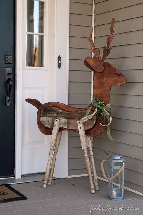 reclaimedwoodreindeeroutdoordecorating_thumb Rustic Winter Decor, Wood Reindeer, Wooden Deer, A Deer, Christmas Wood, Christmas Deco, Christmas Decorating, Xmas Crafts, Outdoor Christmas Decorations