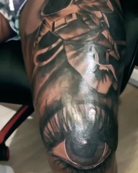 NBA Tattoos on Instagram: “🚀 @toughlay just got this dope cover up on his knee/thigh. Brandon got a eye that fits around his knee cap along with an astronaut who…” Eye Knee Tattoo Men, Eye Tattoo On Knee Cap, Egyptian Knee Tattoo, Eye Tattoo On Knee, Men’s Knee Cap Tattoo, Tattoo On Knee, Knee Cap, Eye Tattoo, Tattoo On