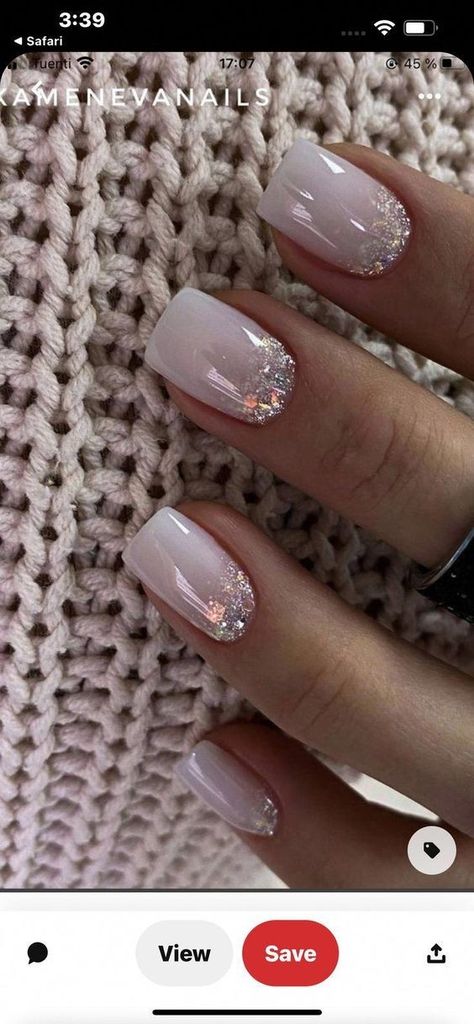 23 Idées pour Sublimer vos Ongles le Jour de votre Mariage 7 Wedding Bridal Nails, Easy Toe Nail Art, Toe Nail Art Designs, Wedding Nails For Bride Acrylic, Burgundy Acrylic Nails, Bridal Nails Wedding, Elegant Touch Nails, Bridal Nails Designs, Bridesmaids Nails