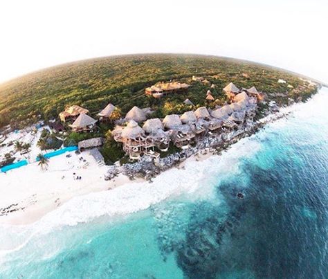 A Winter Break In Tulum, Mexico: Heaven Is Closer At Azulik Hotel & Maya Spa. Travel blog from the world's most romantic and instagrammable resort. Azulik Hotel, Azulik Tulum, Top Honeymoon Destinations, Tulum Travel Guide, Tulum Travel, Winter Survival, Ancient Mayan, Going Places, Amazing Spaces