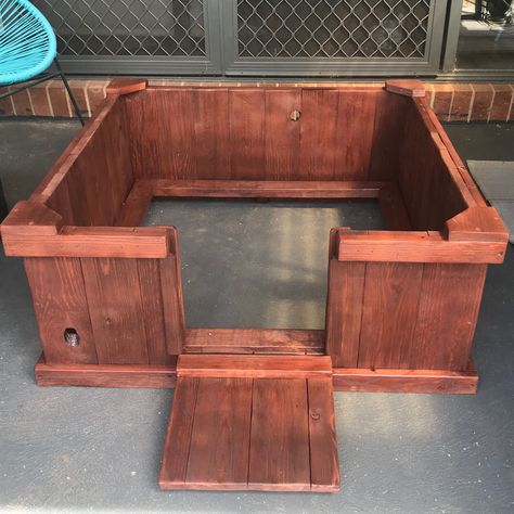 Puppy whelping box | Bunnings Workshop community Dog Whelping Box Ideas, Whelping Box Diy, Whelping Box Ideas, Double Dog Bed, Build A Dog Kennel, Box Diy Ideas, Puppy Whelping, Dog Whelping, Dog Whelping Box