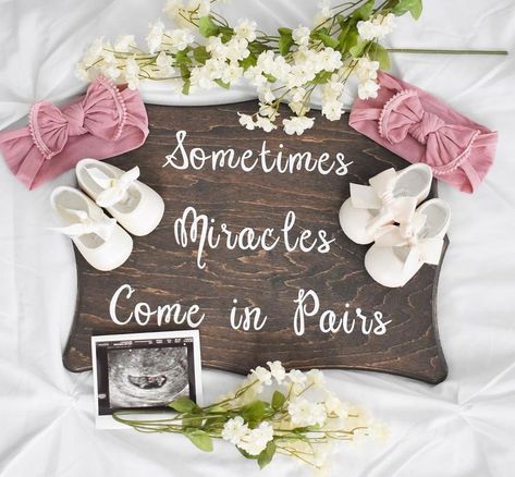 Twin Gender Reveal Ideas, Pregnancy Announcement Photo Ideas, Announcement Photo Ideas, Twins Pregnancy Announcement, Ivf Pregnancy Announcement, Twin Baby Announcements, Twins Pregnancy, Twins Announcement, Twin Pregnancy Announcement