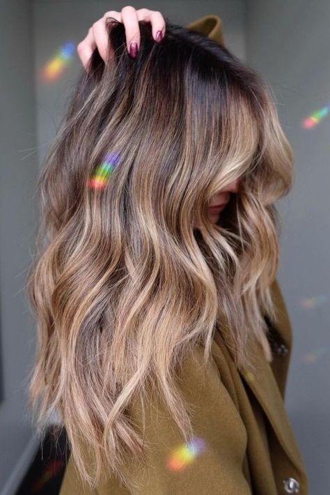 Caramel Blonde Highlights Carmel Blonde Root Melt, Golden Ash Hair, Bronze Hair Balayage, Root Smudge Brunette To Caramel, Reddish Brown Hair With Blonde, Caramel Melt Hair, Reddish Blonde Balayage, Chrishell Hair, Black Hair Blonde Balayage