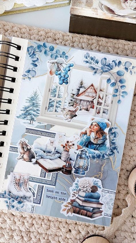 Scrapbook Winter Ideas, Blue Theme Journal Ideas, Scrapbook Theme Ideas, Christmas Journal Ideas, Christmas Diary, Junk Journal Christmas, Winter Journal, Theme Journal, Homemade Journal