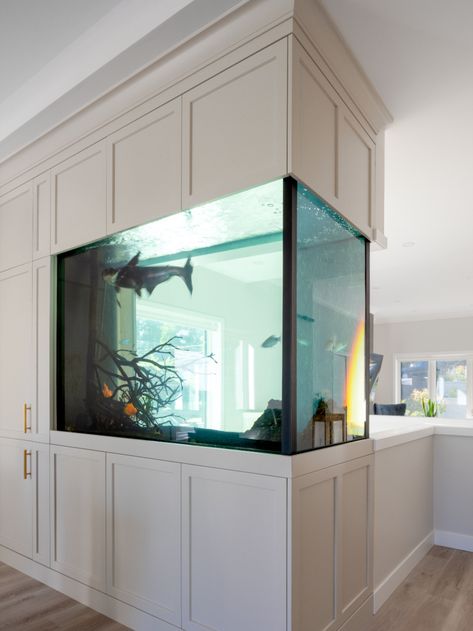 Fish tank ready to break any statement! This is how our new 2023 project ended up, and we are loving the results! Follow us on instagram to see more of our projects: instagram.com/kitchenartdesign Fish Tank Cabinet, Modern Fish Tank, Modern Contemporary Kitchen Design, Fish Tank Cabinets, Custom Fish Tanks, Kitchen Cabinets Design, Modern Contemporary Kitchen, Fish Tank Design, Renovation Kitchen