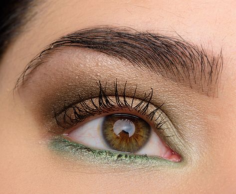 Eye Makeup For Sage Green Dress, Green Brown Eyeshadow, Soft Green Makeup, Sage Green Makeup Look, Brown Green Eyes, Green Brown Eyes, Dior Eyeshadow, Makeup 2024, Ball Makeup