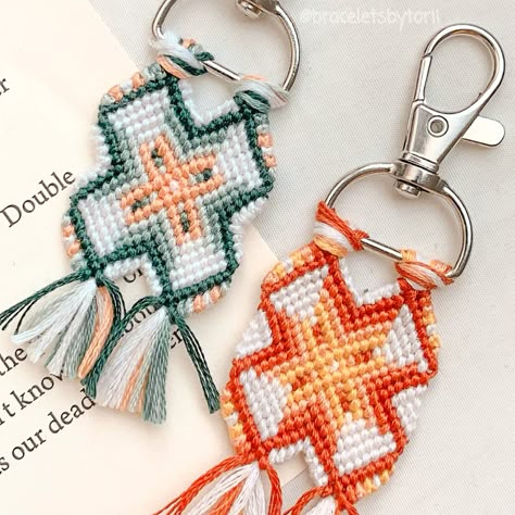 hi im tori and i make handmade bracelets, if you are interested in my bracelets follow my instagram @braceletsbytorii Diy Woven Keychain, Embroidery Floss Keychain, Embroidery Floss Crochet, Macrame Keychain Embroidery Floss, Embroidery Thread Keychain, Friendship Bracelet Keychain, Friendship Bracelets Keychains, Friendship Bracelet Keychain Normal Pattern, Chevron Keychain