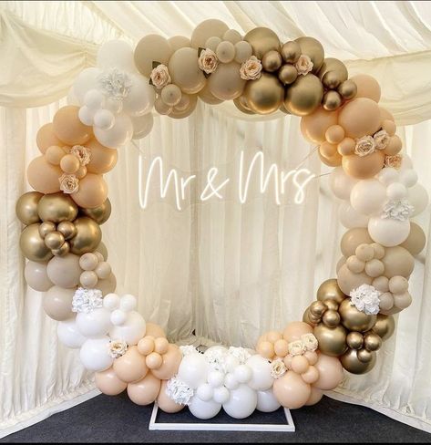 Garland Balloon, Wedding Background Decoration, Wedding Balloon Decorations, Balloon Display, Diy Balloon Decorations, Arch Decoration Wedding, Birthday Party Theme Decorations, Birthday Balloon Decorations, Anniversary Decorations