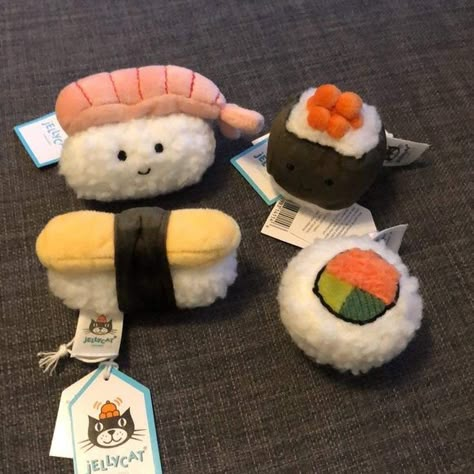 Jellycat sassy sushi nigiri, rare to find Sushi Jellycat, Clay Sushi, Sushi Nigiri, Jelly Cat, Sushi Plate, Birthday Stuff, 2025 Vision, Soft Toys, Clay Ideas