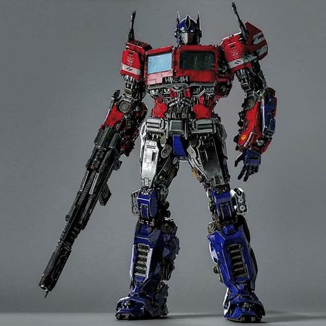 Optimus Prime from the Bumblebee Movie Bumblebee Movie Cybertron, Megatron Bumblebee Movie, Optimus Prime Knightverse, Bumblebee Movie Optimus Prime, Optimus Prime Movie, Transformers Optimus Prime Movie, Transformers Bumblebee Movie, Bumblebee Optimus Prime, Optimus Prime G1