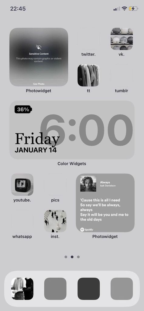 Iphone Lock And Home Screen Ideas, Wallpaper Combo Iphone, Black And White Homescreen Ideas, Gray Phone Theme, Deskop Wallper Aesthetic, Ios18 Home Screen Ideas, Homescreen Layout Iphone Simple, Combo Wallpaper, Phone Organization Home Screen