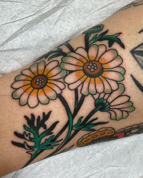 Amanda Grace Leadman (@agracie) • Instagram photos and videos Jasmine Flower Tattoo, Traditional Flower Tattoo, Hummingbird Flower Tattoos, Lisa Tattoo, Lily Flower Tattoos, Tattoos Traditional, Japanese Flower Tattoo, Flower Tattoo Ideas, Traditional Tattoo Flowers