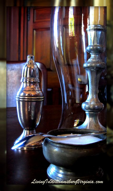 Pewter from Kings Arms Tavern at Colonial Williamsburg Colonial Table, Colonial Interiors, Colonial Williamsburg Virginia, Colonial Decorating, Colonial Life, Primative Decor, American History Lessons, Colonial Times, Virginia Travel