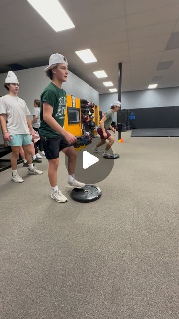 2.2M views · 98K likes | Coach Troy on Instagram: "Bantams working on speed and agility training" Baseball Weight Training, Speed And Agility Workout Gym, Dot Drills Agility, Baseball Agility Drills, Agility Training For Kids, Softball Gym Workouts, Speed And Agility Drills For Kids, Plyo Exercises, Speed And Agility Workout