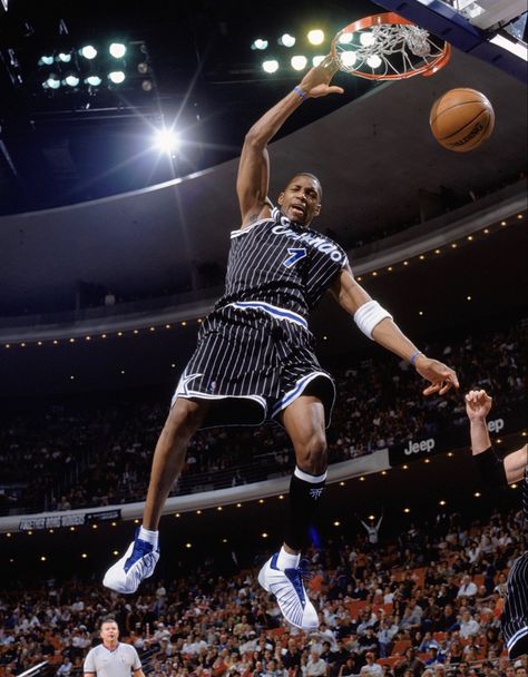 Tracy McGrady Iconic Nba Photos, Tracy Mcgrady Dunk, Tracey Mcgrady, Tracy Mcgrady Magic, Nba Tattoo, 2001 Nba Finals, Nba Pics, Basketball Workouts Training, Nba Photos