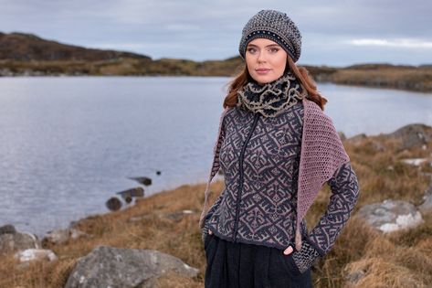 Kelpie's Tears, Elizabethan Jacket & Briodag designs by Alice & Jade Starmore Alice Starmore, Ladies Cardigan Knitting Patterns, Fair Isle Knitting Patterns, Hand Knitting Yarn, Knitting Instructions, Knitting Books, Fair Isle Knitting, Yarn Shop, Knitwear Design