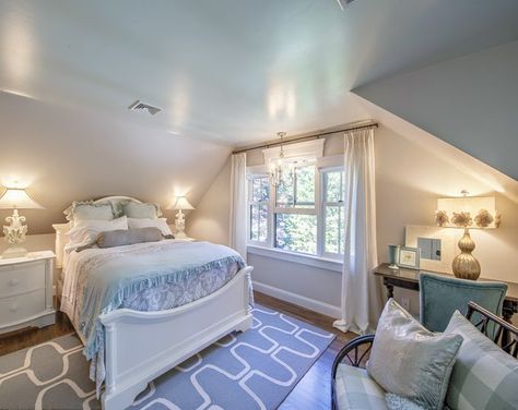 House of Turquoise: Beautiful Cape Cod Home Cape Cod Bedroom, Grey Bedroom Colors, Bedroom Rug Placement, Blue Cape, House Of Turquoise, Attic Bedrooms, White Bedroom Furniture, Cape Cod House, Upstairs Bedroom