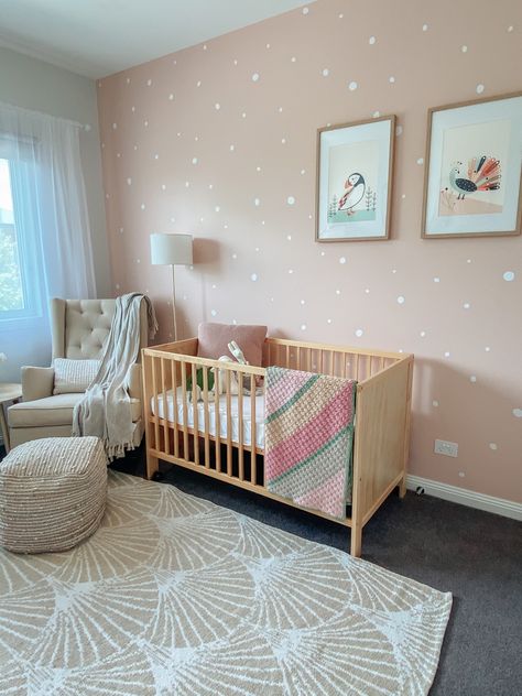 Baby Girl Room Wall Painting Ideas, Baby Girl Nursery Wall Paint Ideas, Nursery Pink Accent Wall, Toddler Girl Accent Wall, Baby Girl Room Paint Ideas, Pink Nursery Accent Wall, Pink Accent Wall Nursery, Bedroom Toddler Girl, Boho Pink Nursery