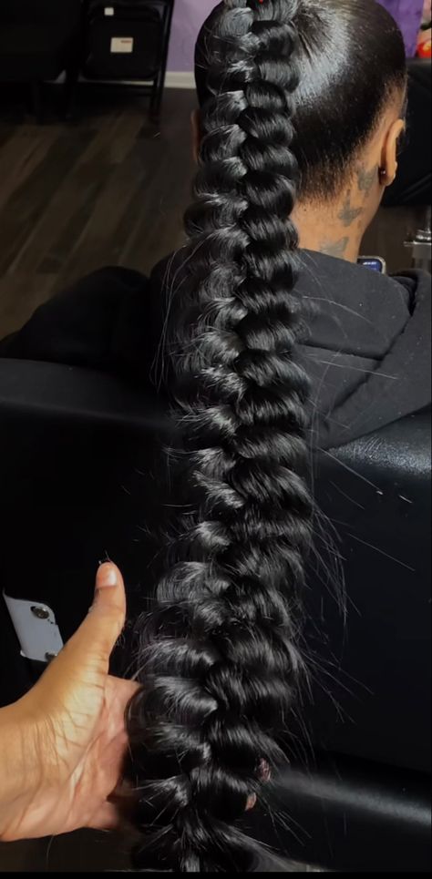 Cute Styles For Black Women, Hocoming Hair Ideas Black Women, Hairstyles For 8th Grade, Highschool Hairstyles, Hairstyle Ideas For Long Hair, Prom Hairstyle Ideas, Ideas For Long Hair, Weave Ponytail Hairstyles, Prom Hairstyle