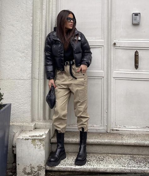 How To Wear Combat Boots Like An It Girl Fendi Rockoko Combat Boots Outfit, Combat Boot With Skirt, Black Patent Combat Boots Outfit, Cargo With Boots, Outfits For Boots, Military Boots Outfit Womens, Chunky Combat Boots Outfit, Big Boots Outfit, Army Boots Outfit Women