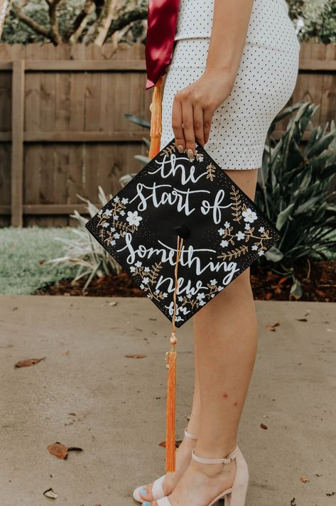 Cap Designs For Graduation College, Graduation Hat Designs Art, The Start Of Something New Grad Cap, Mortarboard Decoration Ideas, Hair School Graduation Cap, Decorate Cap For Graduation High School, Grad Hat Decoration Ideas, Cute Senior Cap Ideas, Classy Grad Cap Ideas