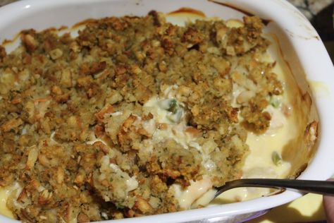 Chicken and Stove Top Stuffing Casserole Chicken And Stove Top Stuffing, Chicken And Stove Top, Stove Top Stuffing Casserole, Chicken Cheese Casserole, Kraft Mac And Cheese Recipe, Stove Top Stuffing, Stove Top Chicken, Stove Top Stuffing Mix, Chicken And Stuffing