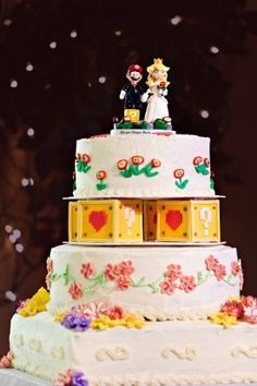 smash brothers wedding cake | 1000+ images about Video Games on Pinterest | Wii u, Super smash bros ... Nintendo Cake, Mario Wedding, Wedding Cake Peach, Video Game Wedding, Gamer Wedding, Super Mario Cake, Nerd Wedding, Nerdy Wedding, Mario Cake