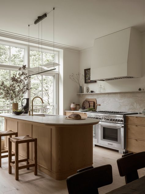 Brownstone Townhouse, Nyc Townhouse, Living In Nyc, 2024 Kitchen, Brooklyn Brownstone, Brick Flooring, The Big Apple, Kitchen Inspo, Brooklyn New York