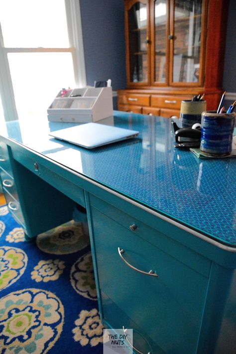 Learn how to redo an old metal tanker desk. You will love these DIY home office ideas to cheaply create an eclectic home office you will love. #diyhomeoffice #metaldesk #deskmakeover Old Metal Desk Makeover, Diy Desk Refurbish, Painted Metal Desks, Neat Room, Metal Desk Makeover, Metal Office Desk, Craft Nook, Desk Makeover Diy, Columbia House